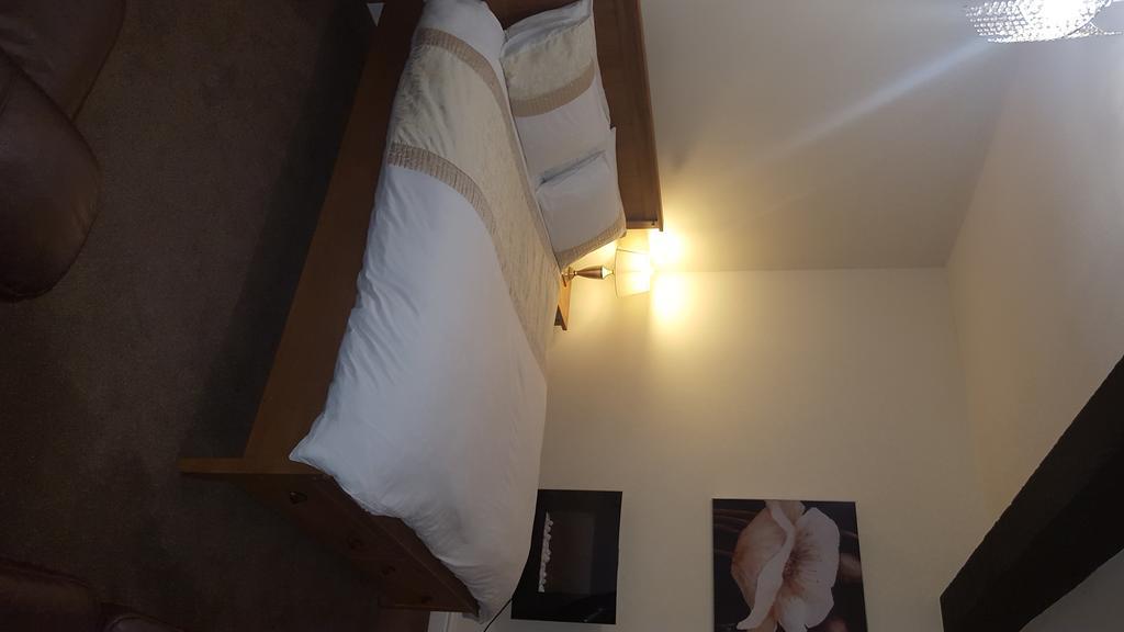 Roosecote Guest House Barrow-in-Furness Εξωτερικό φωτογραφία