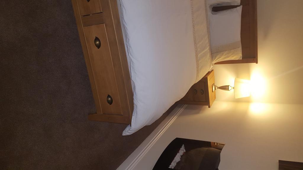 Roosecote Guest House Barrow-in-Furness Εξωτερικό φωτογραφία