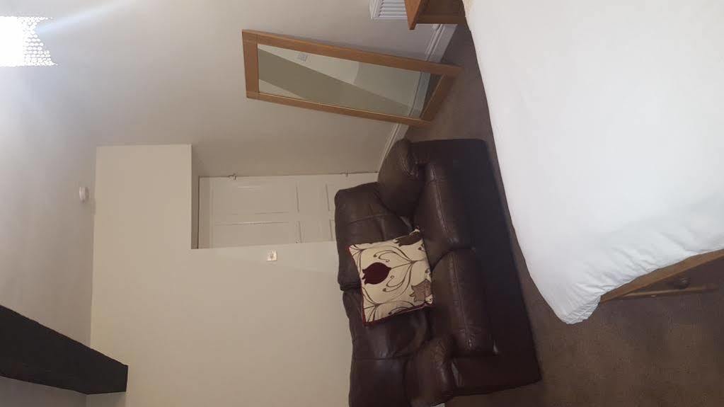 Roosecote Guest House Barrow-in-Furness Εξωτερικό φωτογραφία