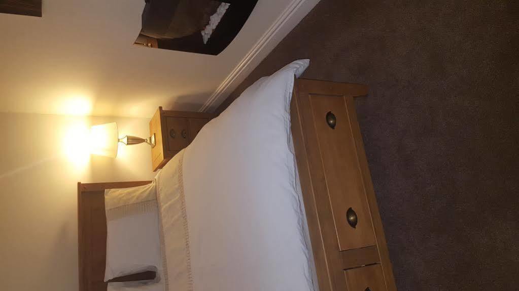 Roosecote Guest House Barrow-in-Furness Εξωτερικό φωτογραφία